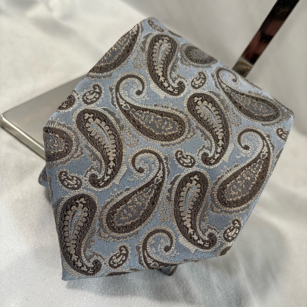 Blue Embroidered Paisley Print Silk Tie One Size